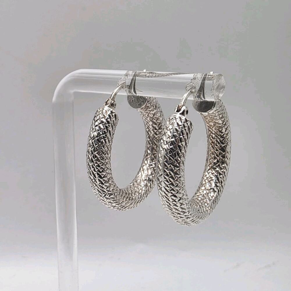 Sterling Silver Diamond Cut Snap Close Hoop Earrings